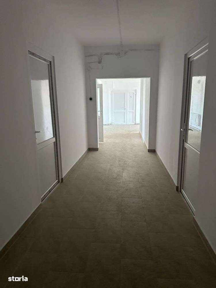 Cladire birouri 900 mp 1200 mp curte Itcani - Imagine principală: 5/9