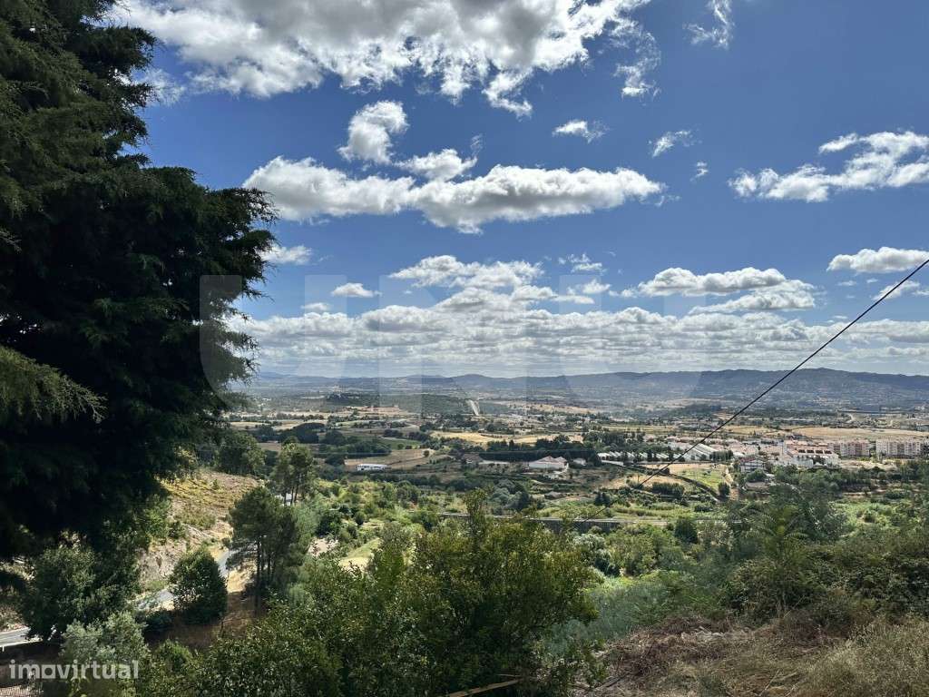 Venda Conjunta: Apartamento T2 com Garagem + Lote de Terreno (3050m...-23