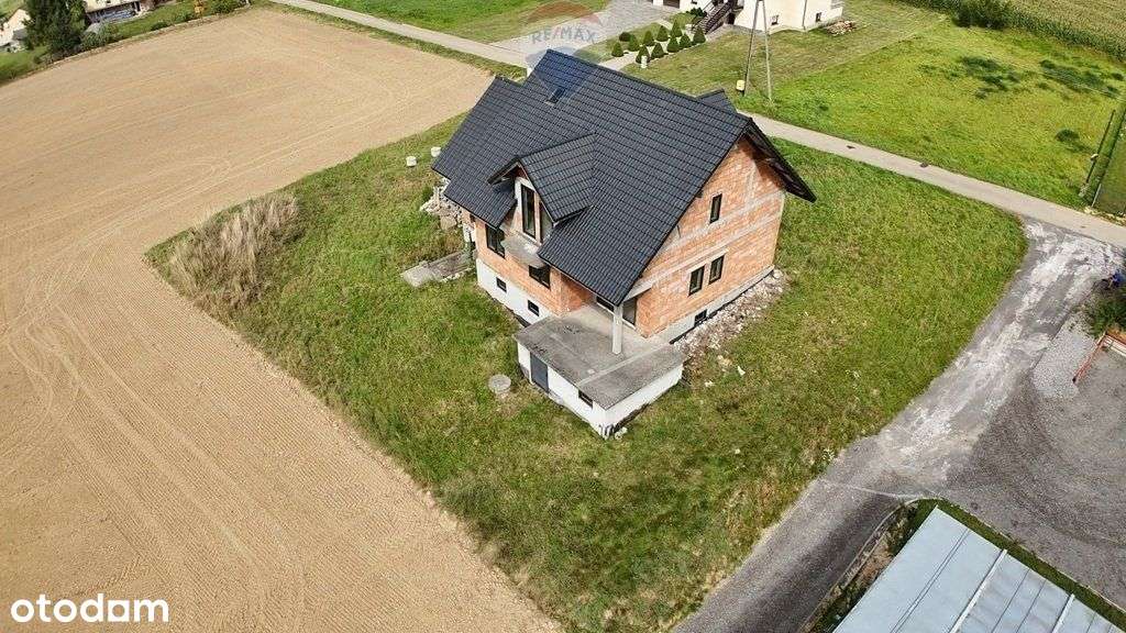 Przestronny dom do wykończenia na dużej działce. - Pełny obrazek: 3/20