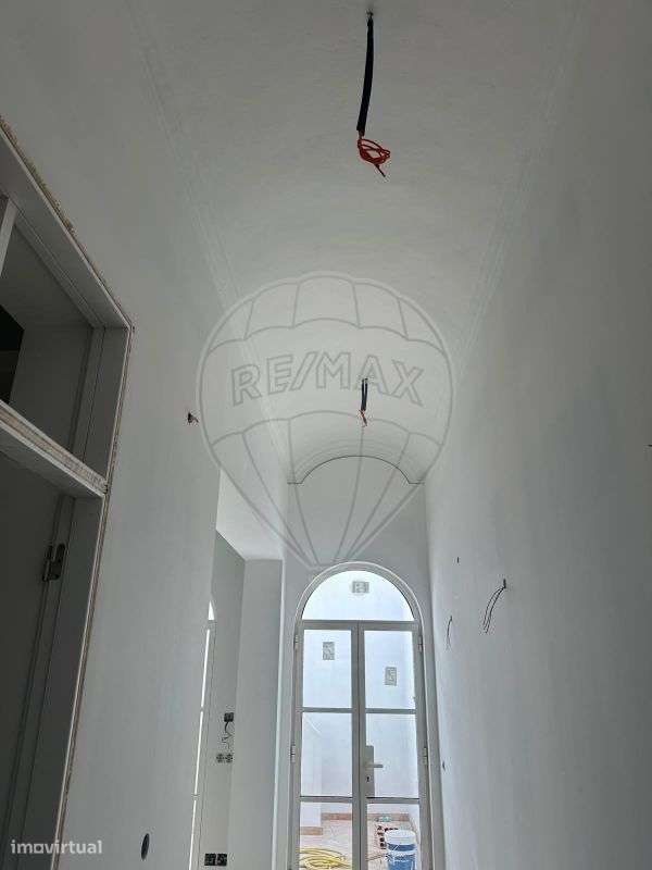 Moradia T2 para venda-7