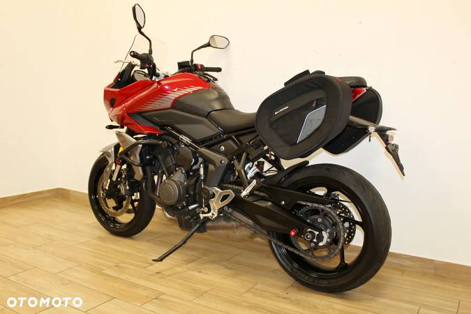 Triumph Tiger - 16