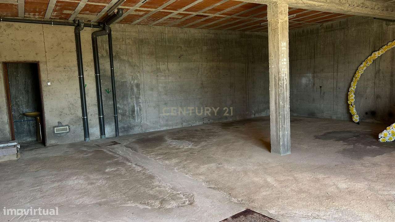 Garagem Espaçosa em Braga - Oportunidade Única por 55.000€ - Grande imagem: 5/14