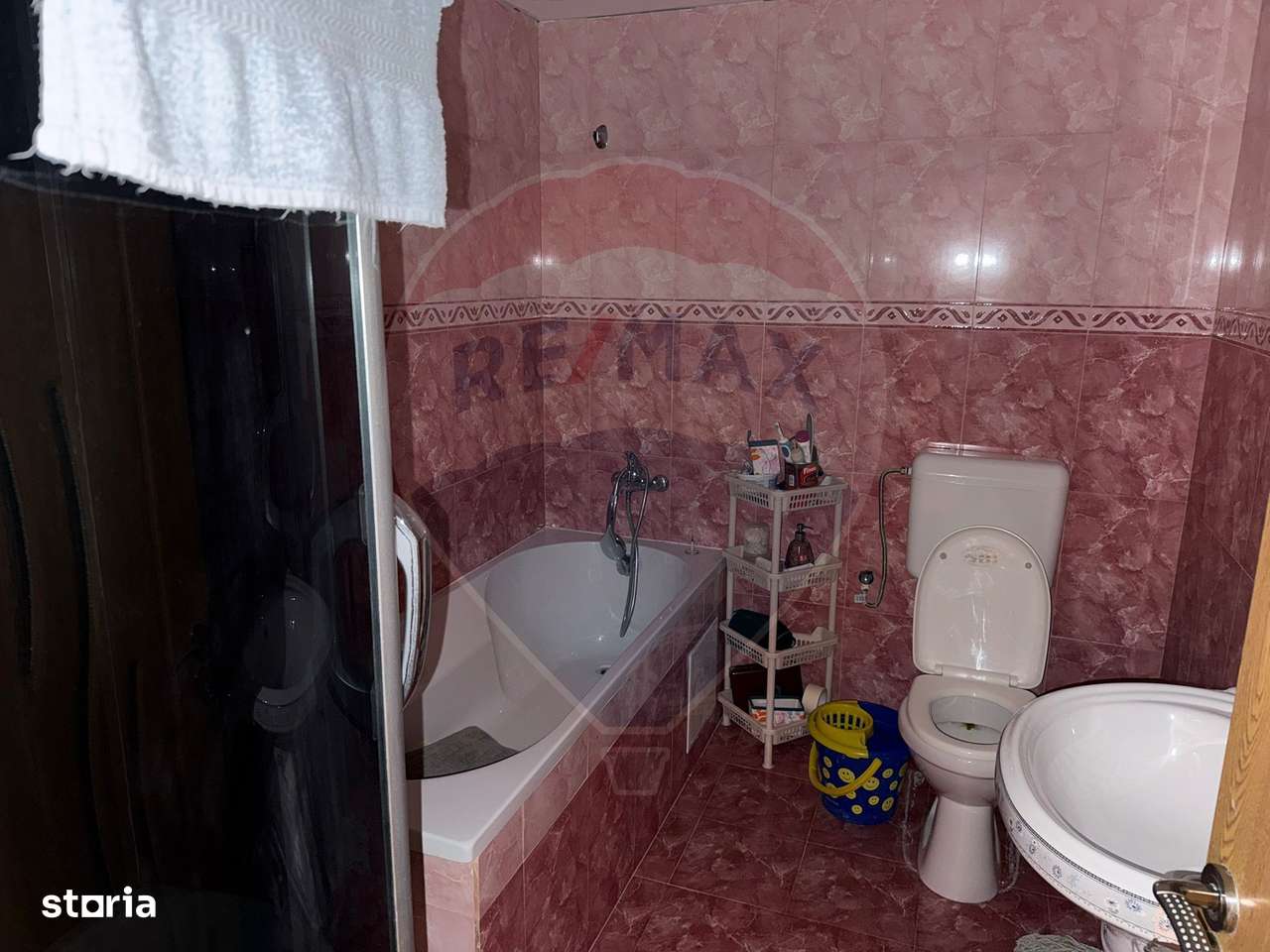 VANZARE Apartament cu 3 camere in zona Voluntari-19