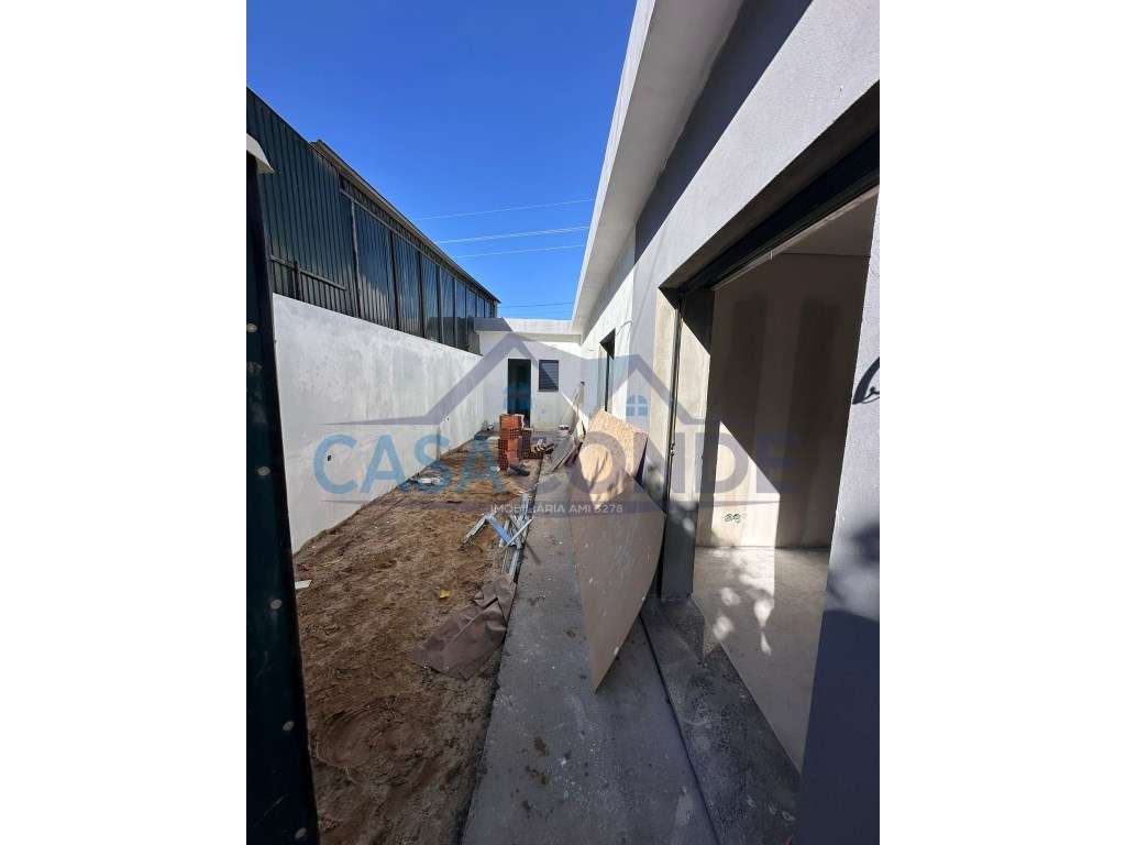 Moradia Isolada V3 +1C/Piscina-6