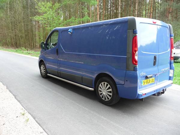 Opel Vivaro - 6