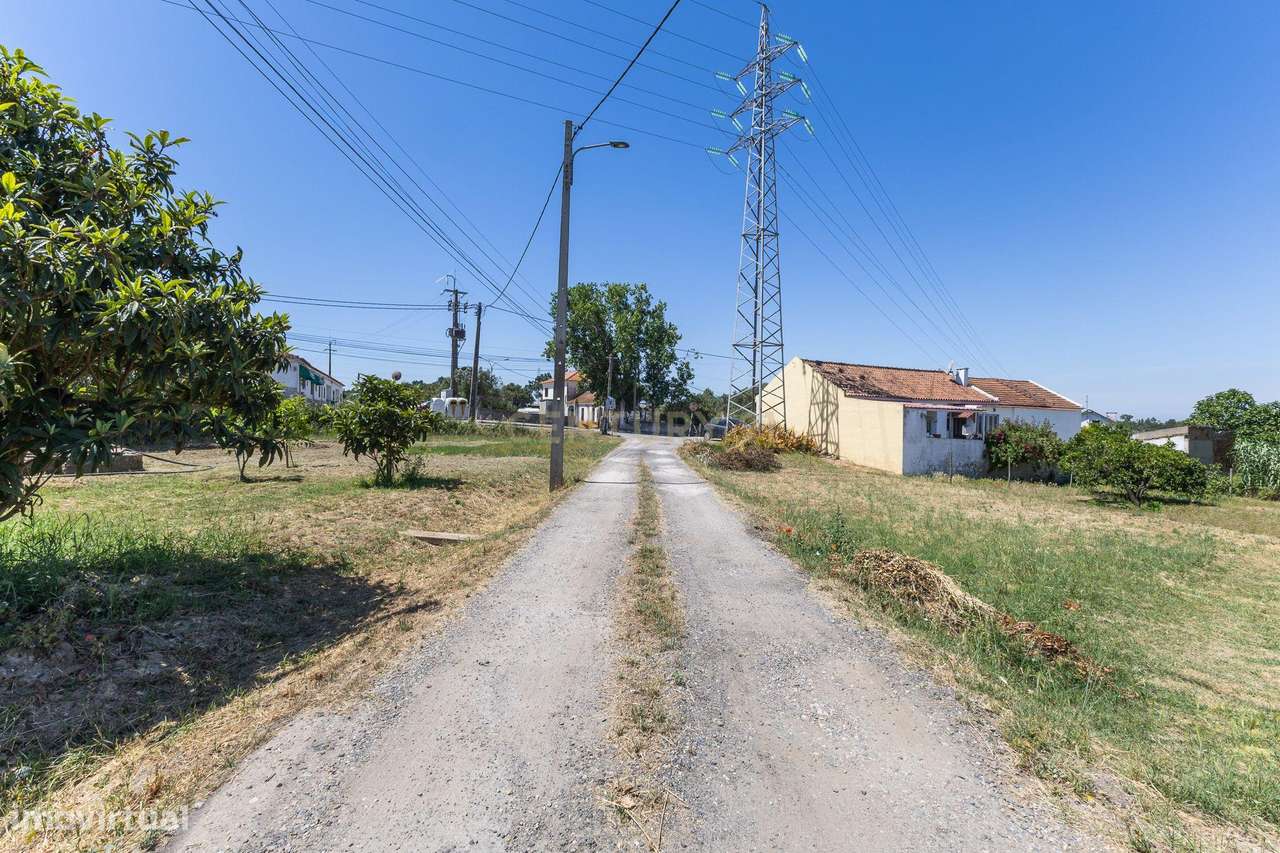 Terreno Urbano com 1.930m² em Coina-6