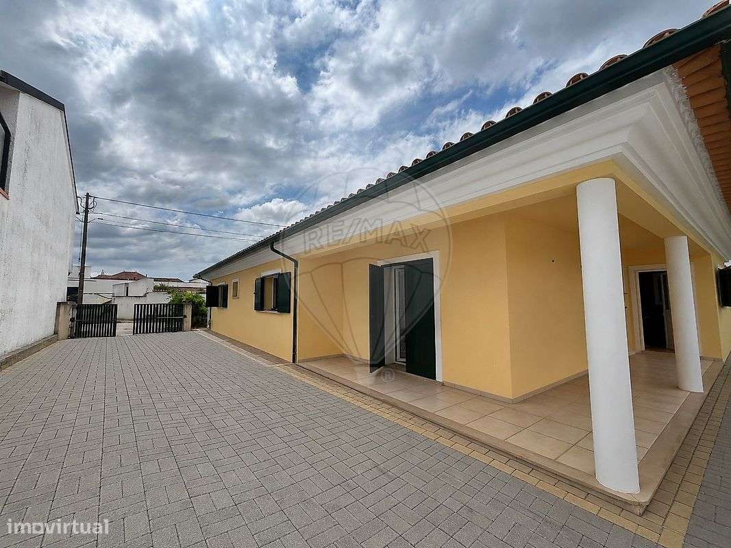 Moradia T3 para venda-18