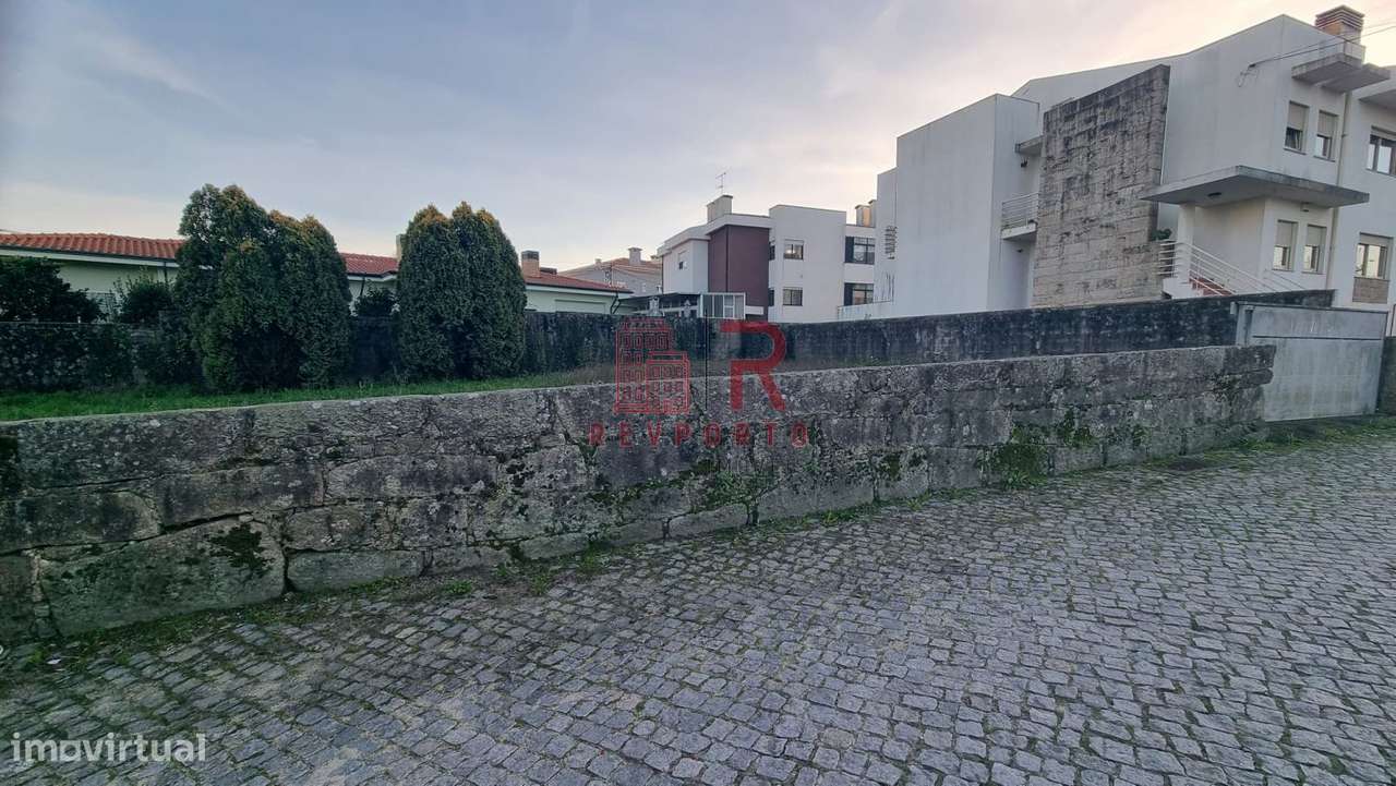 Terreno para construção, com projeto-0