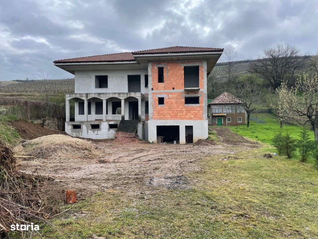 Cladiri pretabile spatii agrement Paulis - Imagine principală: 5/20