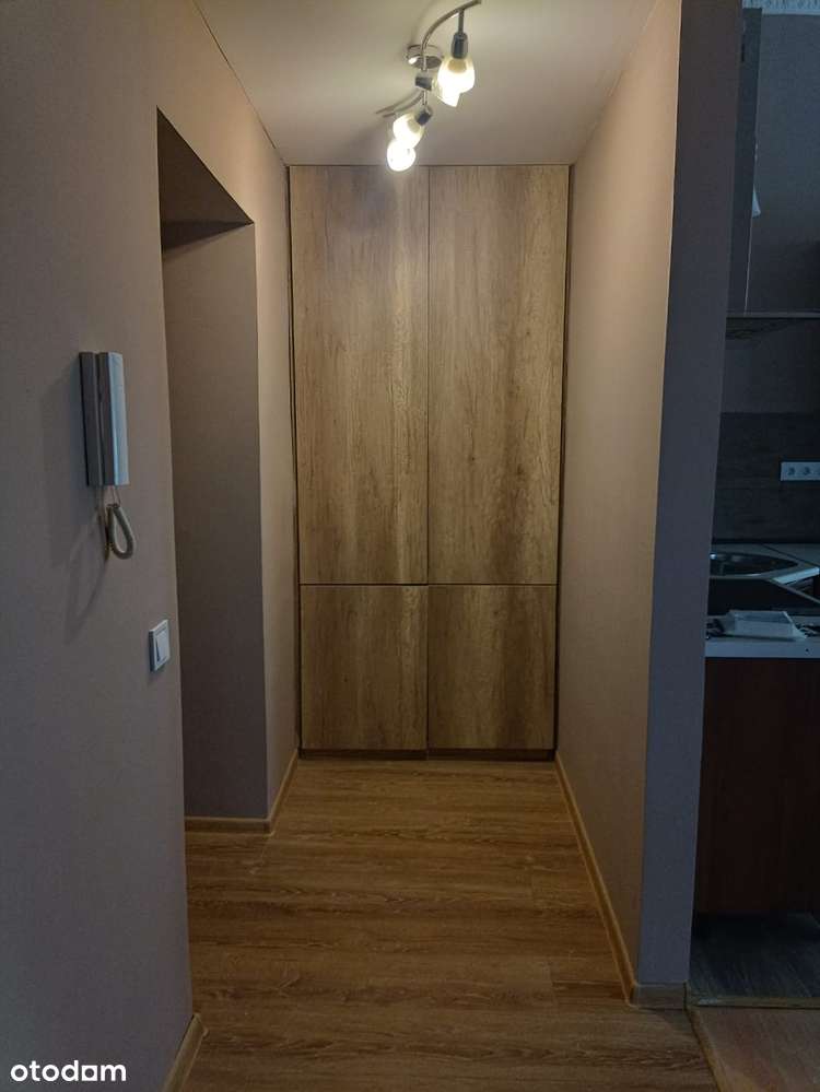 3 pokoje parter podzielone na 2 lokale-5