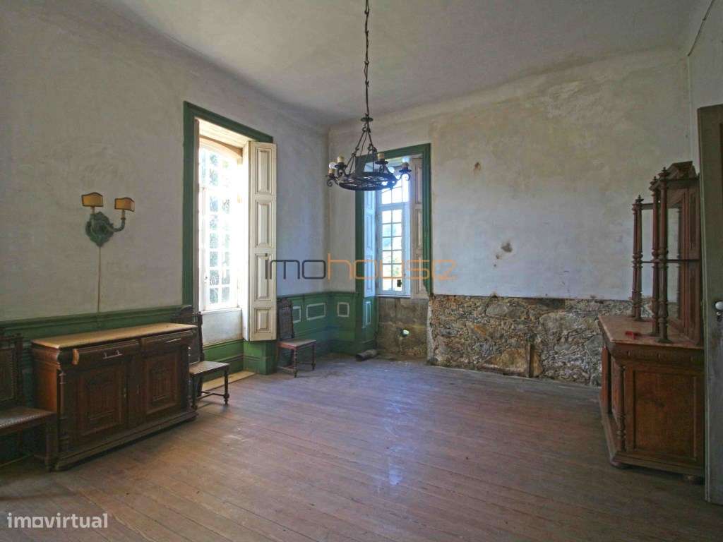 Casa senhorial do século XIX ( Zona Espaço Central II)-19