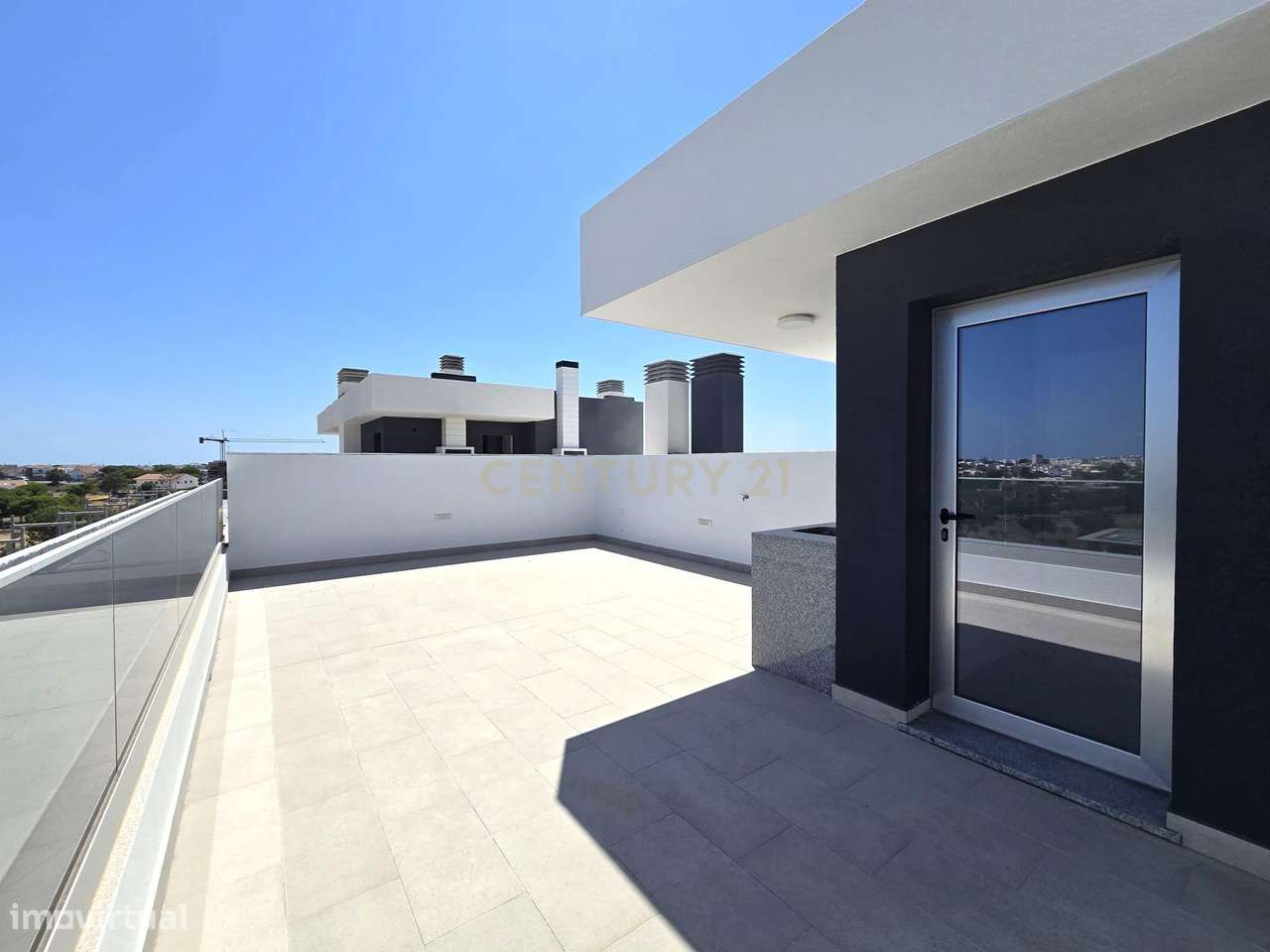 Apartamento T3 Novo com Terraço Privativo – Urbanização do Pinhal, Gam - Grande imagem: 4/25