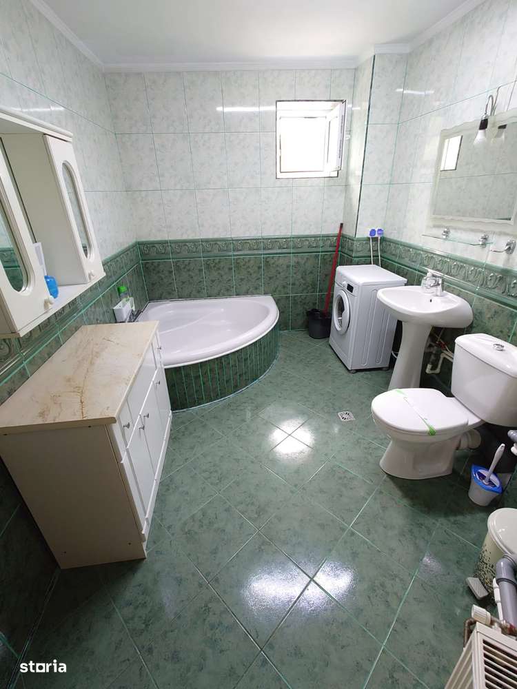 Vand vila in Pitesti, Cartier Gavana - Imagine principală: 4/20