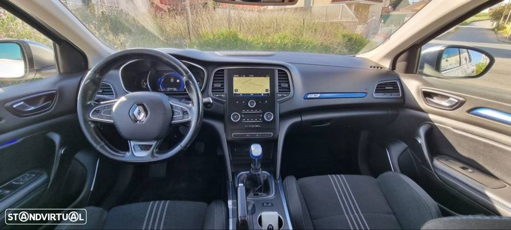 Renault Mégane Sport Tourer 1.5 dCi GT Line J18 - 9