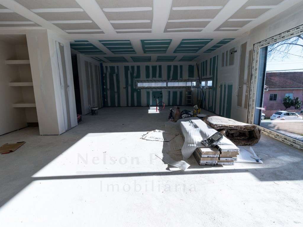 Moradia isolada T5, em construção - Famões, Odivelas, a 10 min. de ... - Grande imagem: 5/60