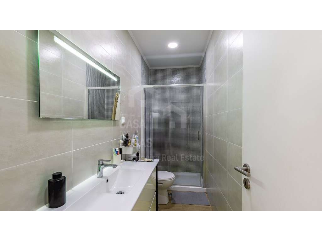 Vende Moradia T8, Ericeira 15 Km, A Casa das Casas-54