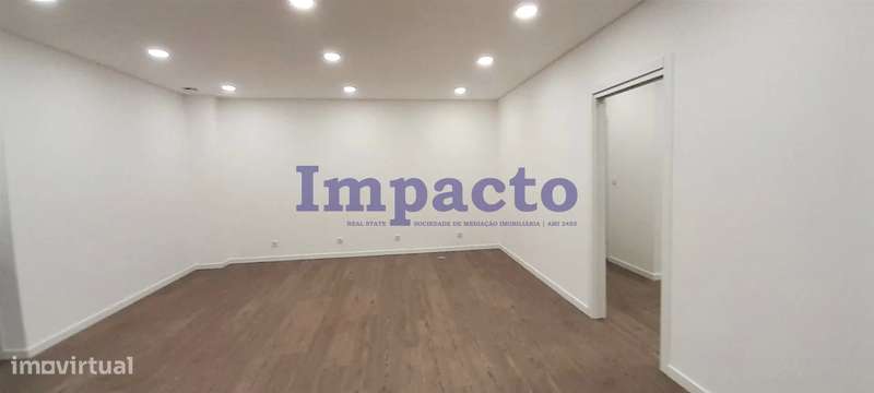 Loja para arrendar em São João da Madeira - Grande imagem: 3/16