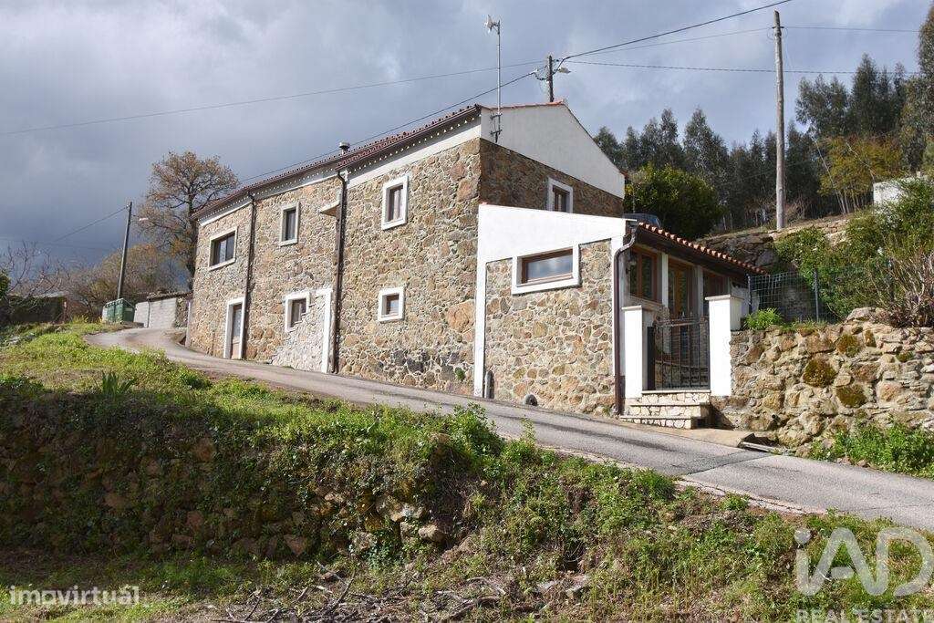 Casa tradicional T3 em Espinhal de 213,00 m2 - Grande imagem: 5/30