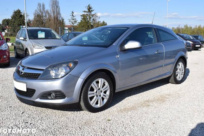 Opel Astra GTC 1.6 Edition - 2