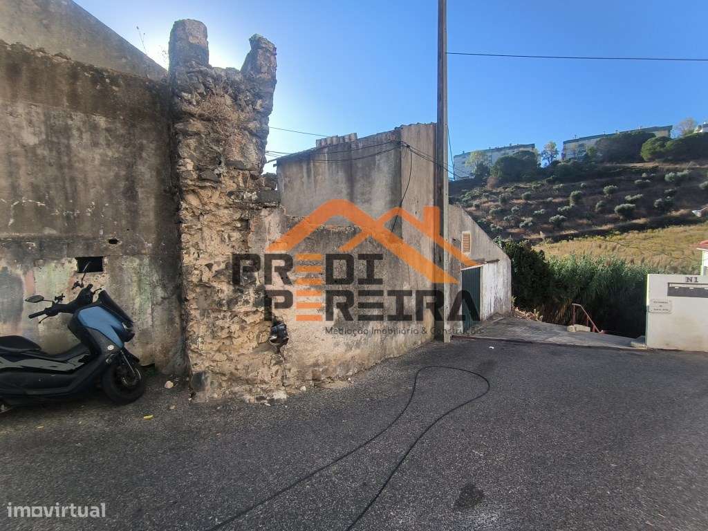 Terreno com 850 m2, para construção , situado na Ramada. - Grande imagem: 5/17