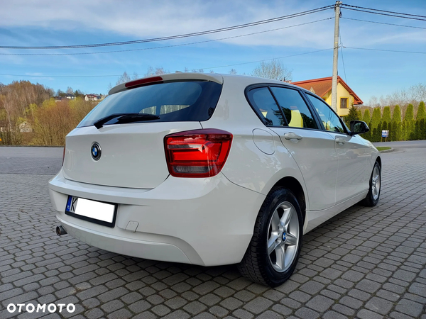 BMW Seria 1 116d Sport Line - 3