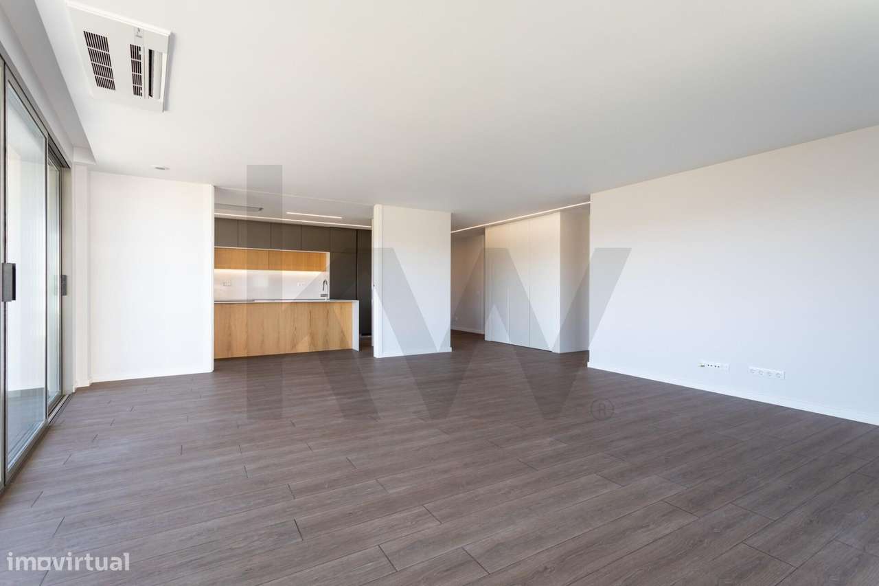 Exclusivo T3 Novo com Varandas de 51m2 | 2 Lugares de Garagem e Arreca-34