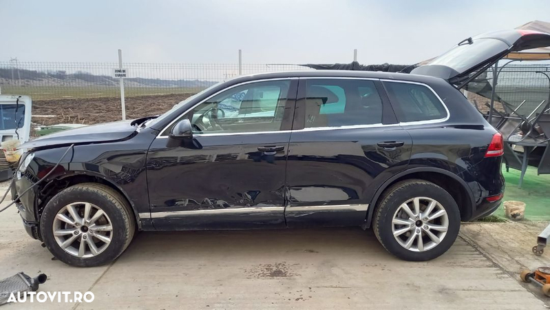 Dezmembrari Volkswagen Touareg 7P 2012 176kw 240cp CASA 3.0 TDi - 6