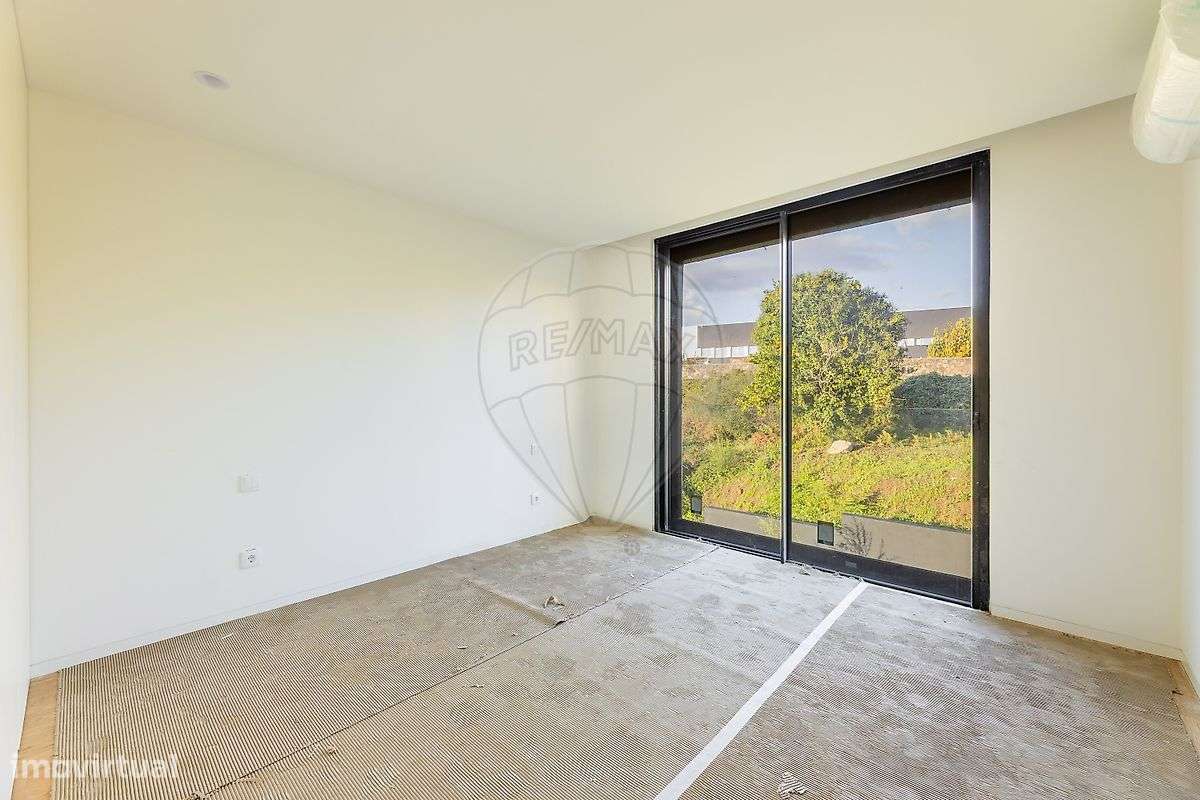 Moradia T4 para venda-22