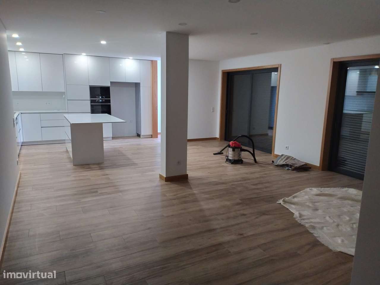 T3 Novo centro S.M.Feira - Grande imagem: 5/5