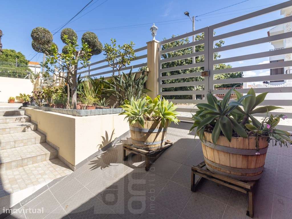 Moradia recente T3 | com Cave, Garagem e Espaço Exterior | Cavaquin... - Grande imagem: 4/37