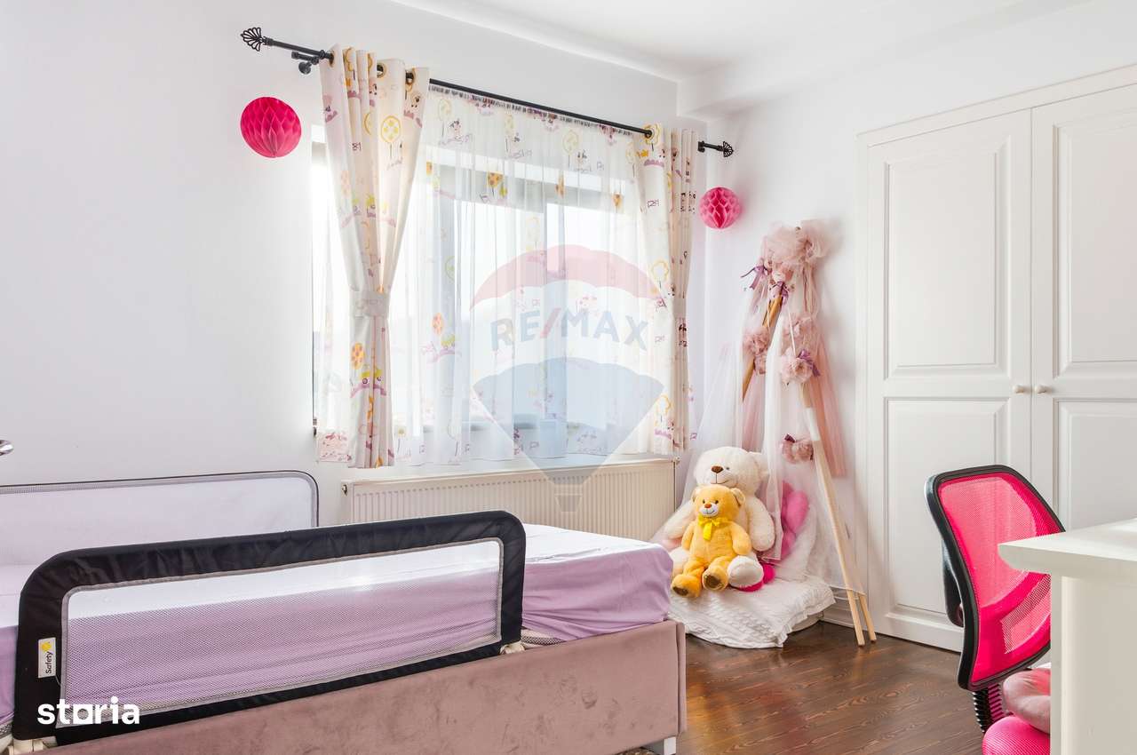 Casă/Vilă de Vânzare cu 5 camere,  Teren 757mp - Iasi - Hlincea-16