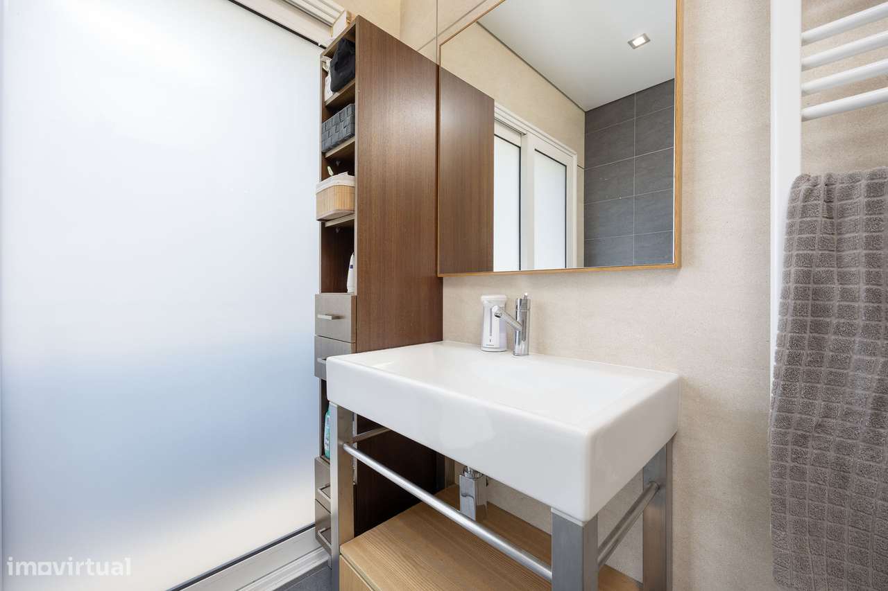 Apartamento T3 com 140m2 | Garagem 2 carros-20