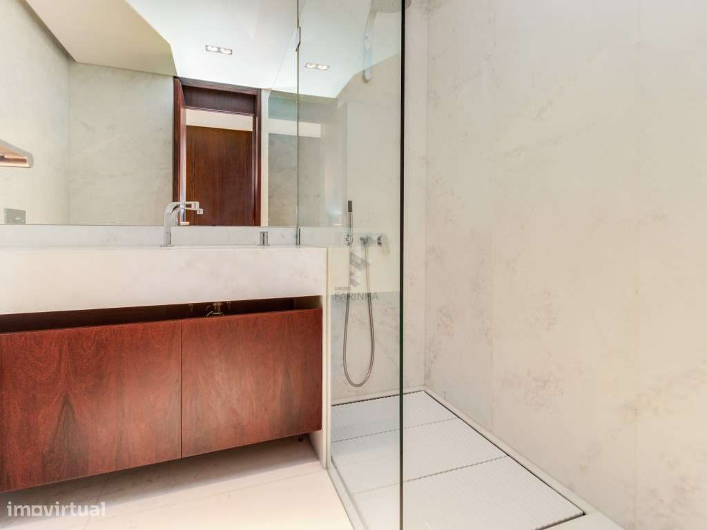 Apartamentos T4 de elevado padrão prontos a habitar, na zona nobre ...-21