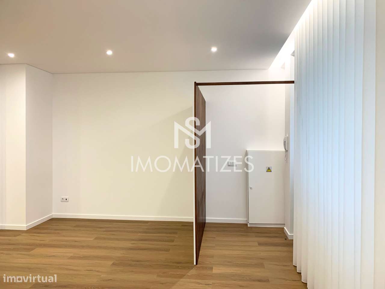 Apartamento T2+1 totalmente renovado - São Romão do Coronado-6