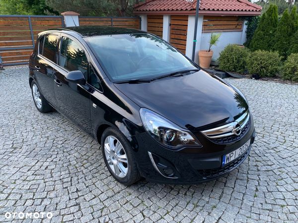 Opel Corsa 1.4 16V Cosmo - 1