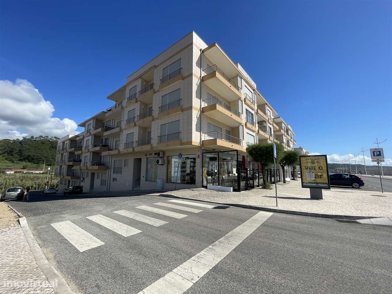 Apartamento T2 + 1 / Garagem  / Terraço / Vista  Mar / Nazaré / Leiria-10