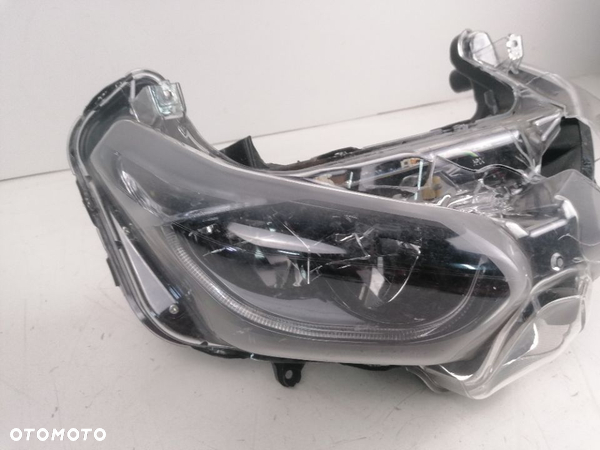 Yamaha X-MAX 125 reflektor lampa 18- - 3