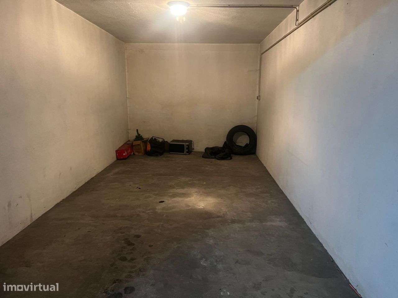 Apartamento T1 como novo, garagem fechada-18