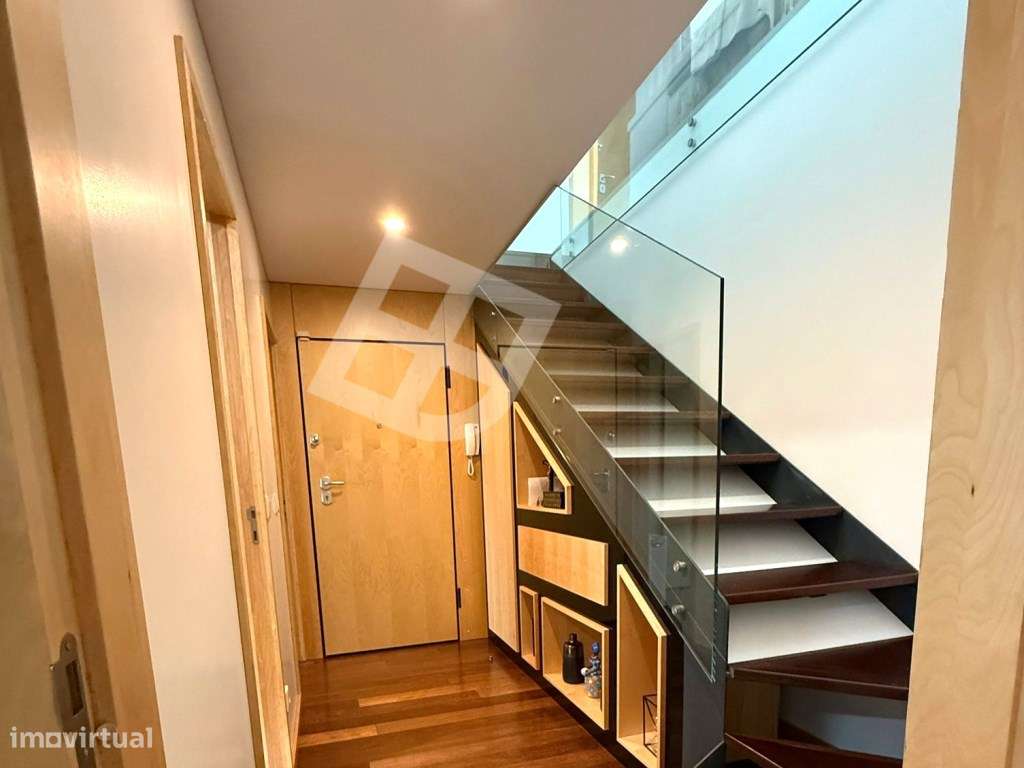 Apartamento T2 Dúplex - Centro de Aveiro - Grande imagem: 4/37