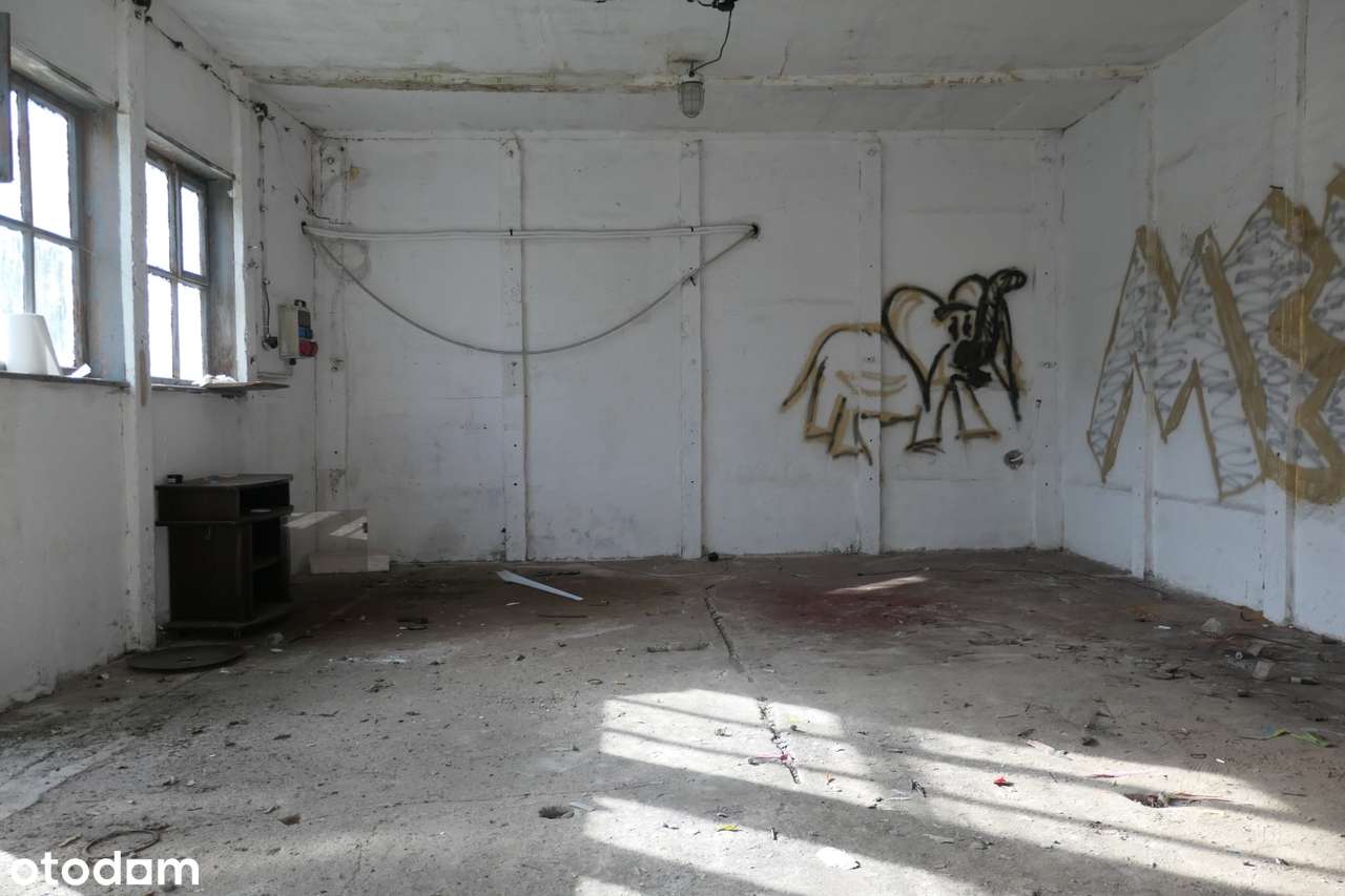 Gotowy teren usługowy z budynkami i możliwością rozbudowy-17