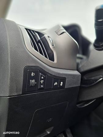 Kia Sportage 1.7 CRDI 2WD Vision - 13