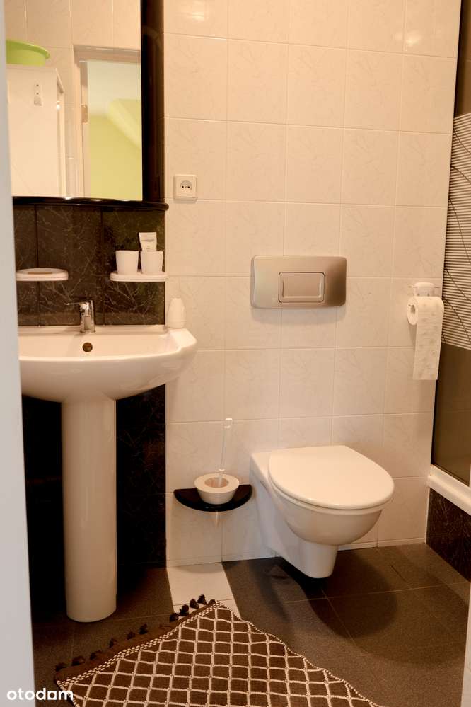 Dom Gdynia z garażem i zielonym otoczeniem-11