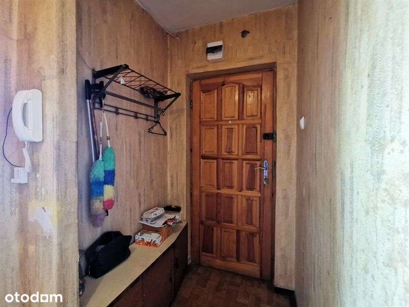 Sprzedam mieszkanie z balkonem , do remontu-8