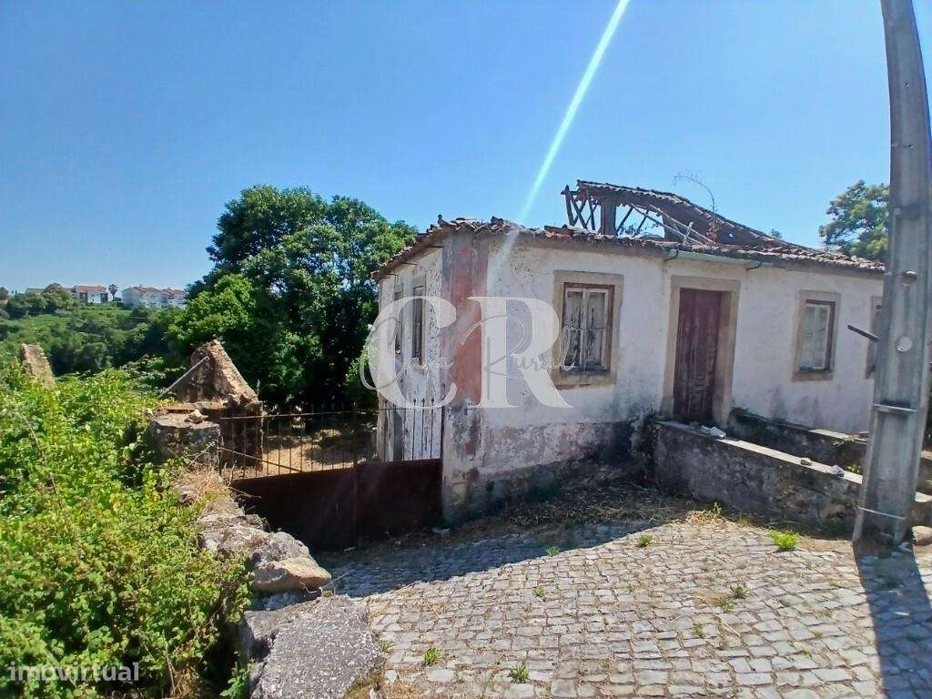 Propriedade com charme histórico, natureza e projeto aprovado em Figue-21