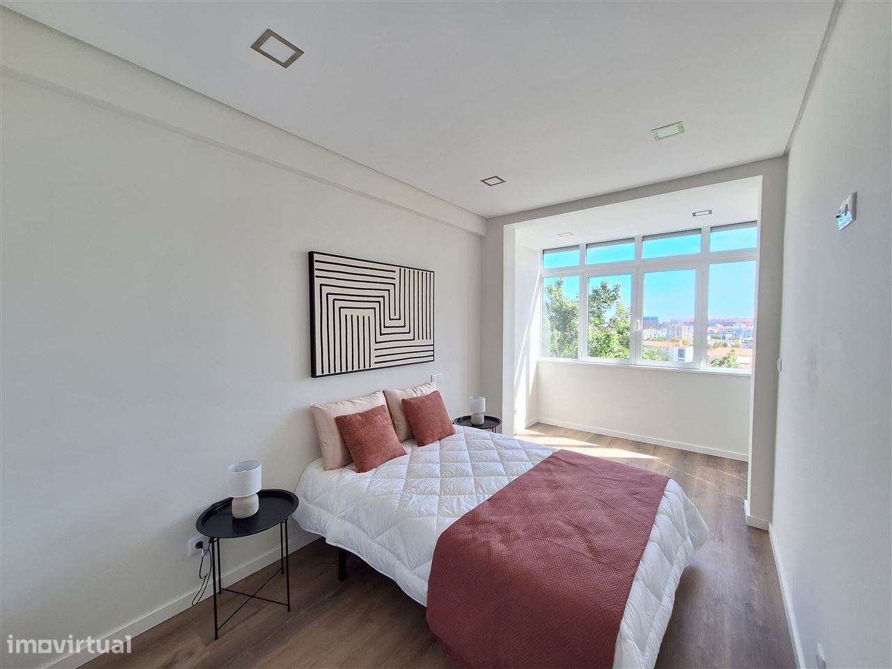 Apartamento T3 | Benfica, Bairro Sta. Cruz-9