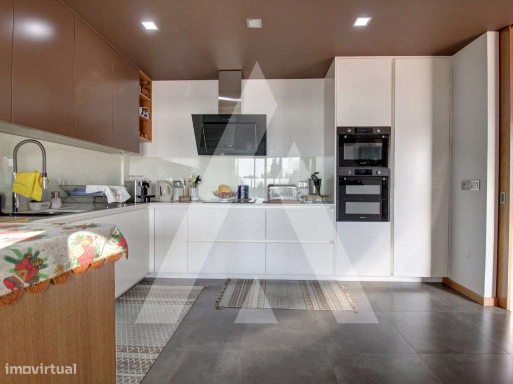 Moradia T4 de Luxo em Oliveira do Bairro-7