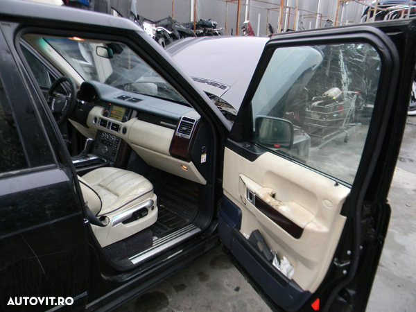 Dezmembrari  Land Rover RANGE ROVER Mk 3 L322 (LM)  2002  > 2012 3.6 - 25