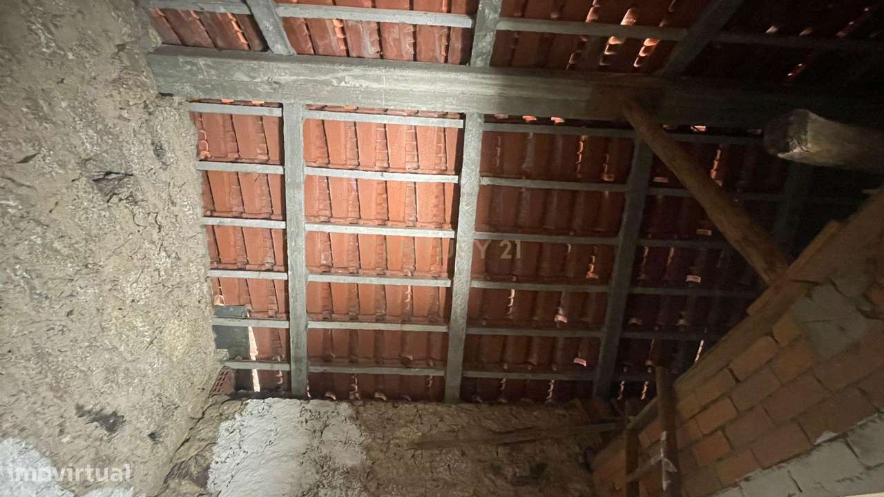 Moradia e Arrecadação em Monsanto (Relva), Idanha-a-Nova - Grande imagem: 4/15