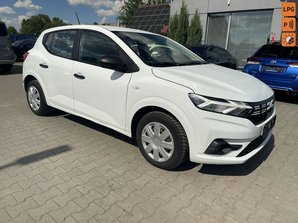 Dacia Sandero III TCe 90 Essential 2024