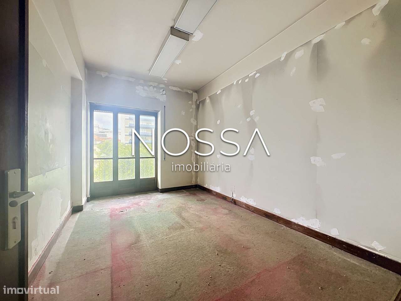 Escritório | 195m2 | Av. República-37